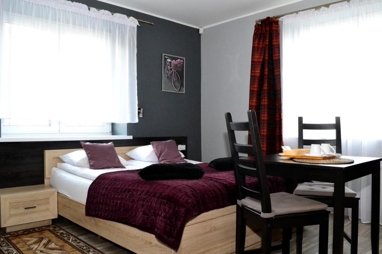 Comfort-24 Słupca Exterior foto